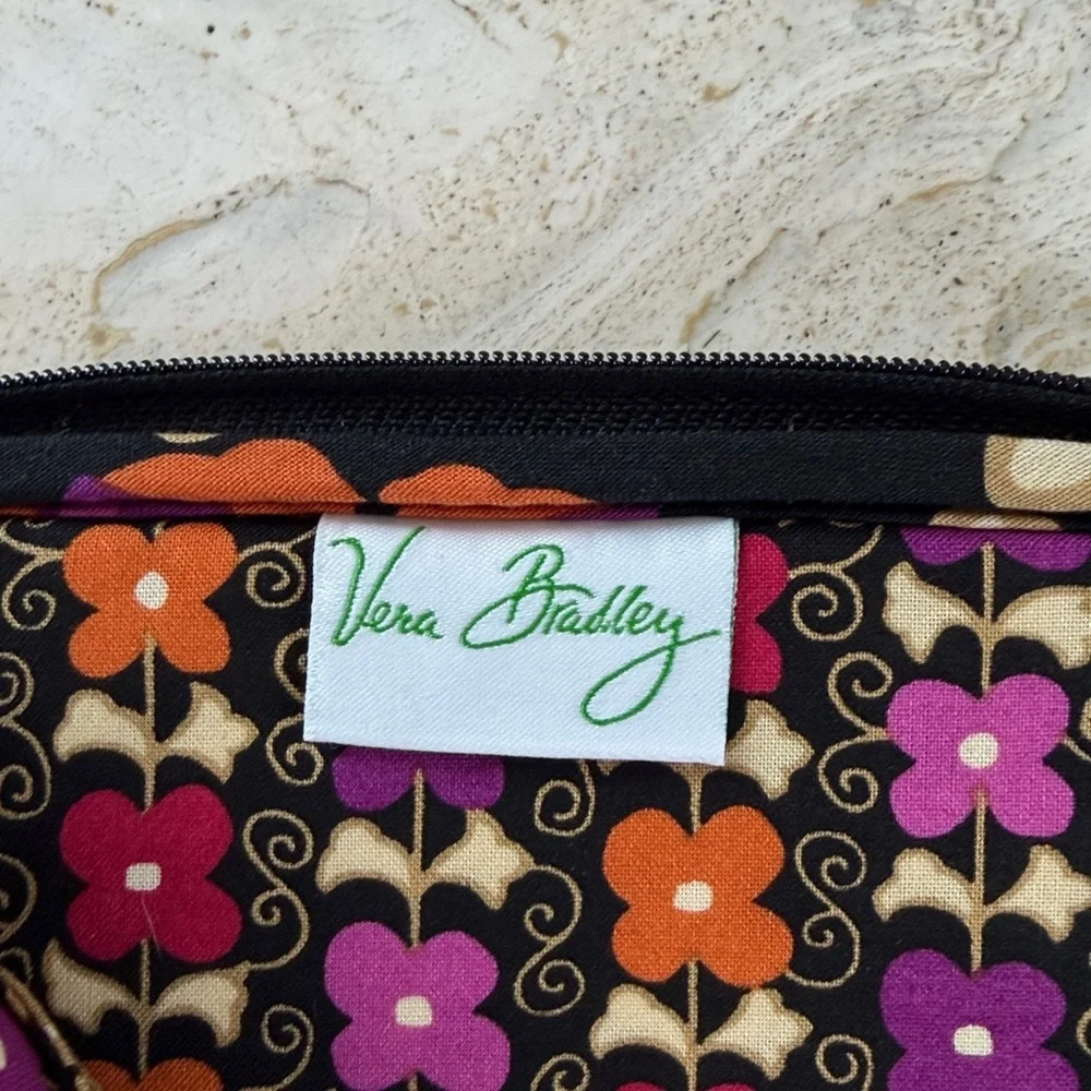 RETIRED Vera Bradley E-Reader sleeve Suzani tablet case
